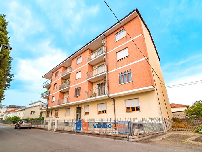 Appartamento trilocale in vendita in Via Claudiano, Centro, Bra