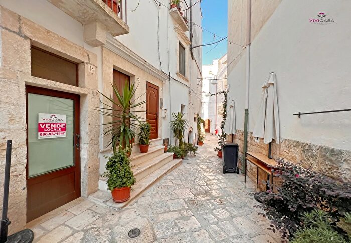 Casa bilocale in vendita in Via Bruni Putignano, Putignano