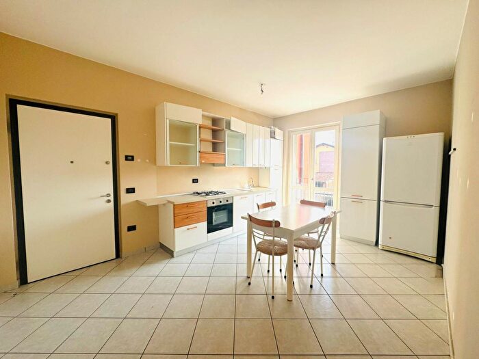 Appartamento trilocale in vendita in Cesare Battisti, Ghedi