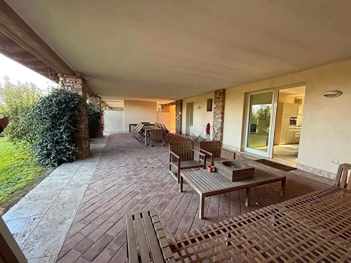 Appartamento trilocale in affitto in Pozzolengo