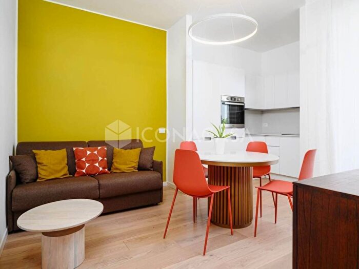 Appartamento bilocale in affitto in Via Lattanzio, Lodi Brenta, Milano