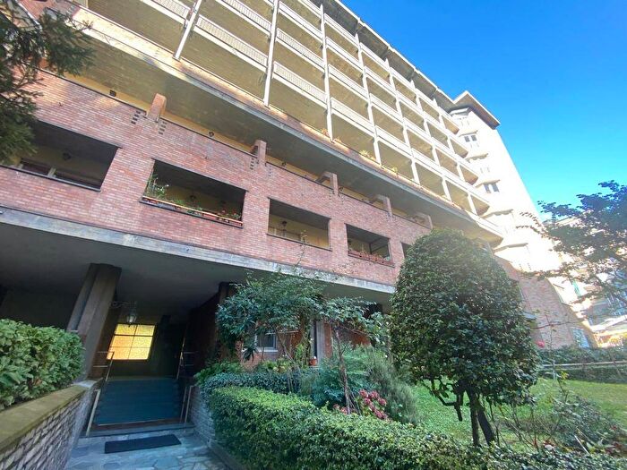 Appartamento bilocale in affitto in Via Genova, Nizza Millefonti, Torino