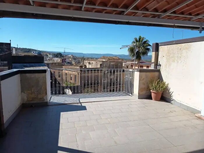 Appartamento monolocale in affitto in Piazza Nazionale, Lentini