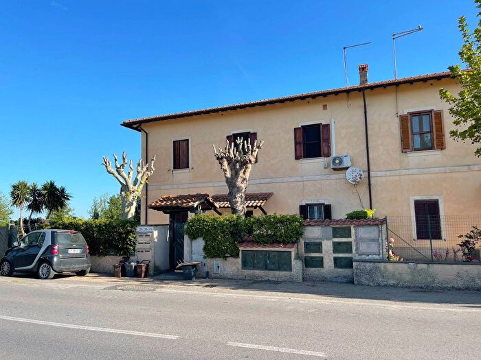 Appartamento bilocale in affitto in Viale Maria, Maccarese, Fiumicino