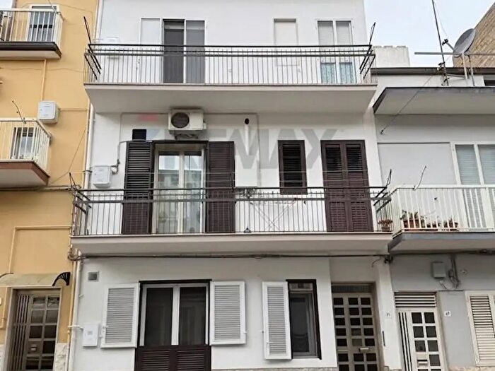 Appartamento con 6 locali in vendita in Via del Faggio, Ragusa