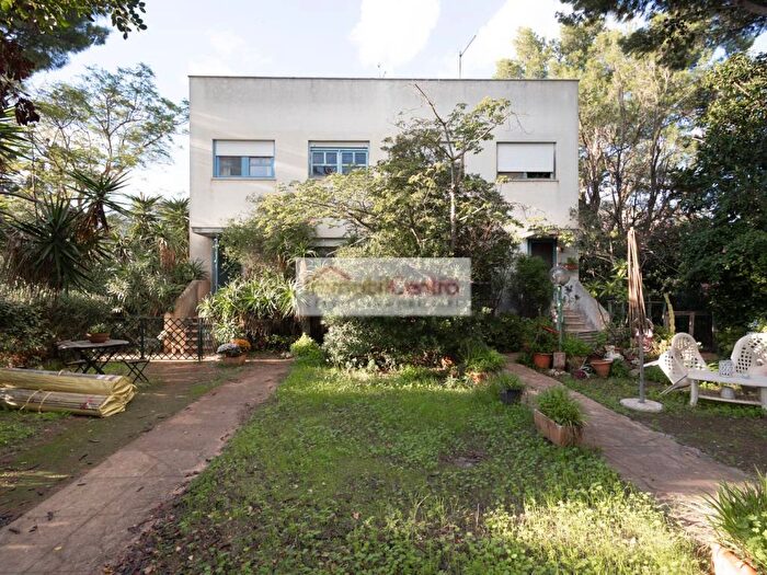 Casa quadrilocale in affitto in Via Euripide, Partanna, Palermo