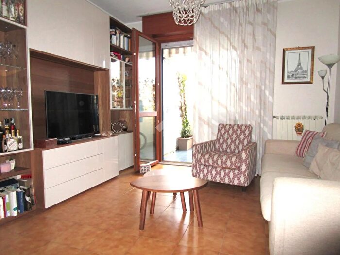 Appartamento trilocale in vendita in Via dei Missaglia, Milano