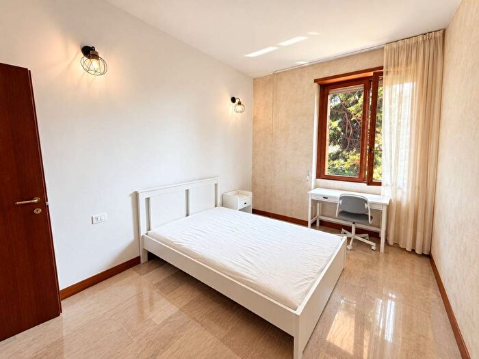 Appartamento con 5 locali in affitto in Viale Sarca, Prato Centenaro, Milano