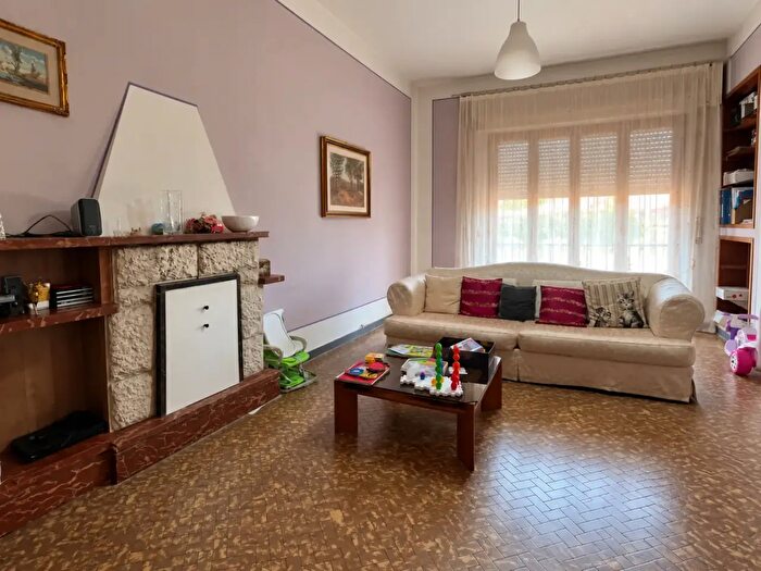 Appartamento quadrilocale in vendita in Lucca