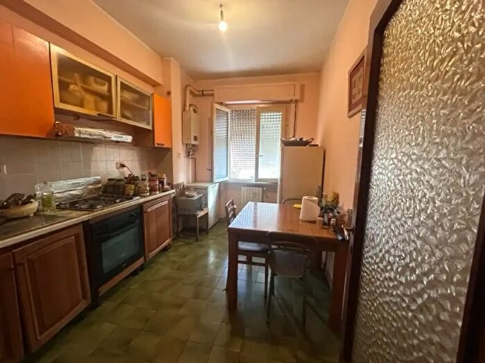 Appartamento trilocale in vendita in Via XX Settembre, Falconara Marittima