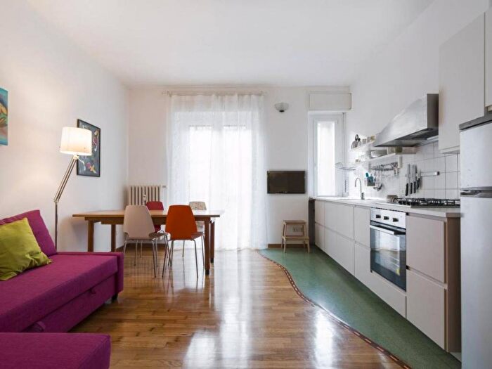 Appartamento bilocale in affitto in Viale Caterina da Forlì, Tripoli Soderini, Milano