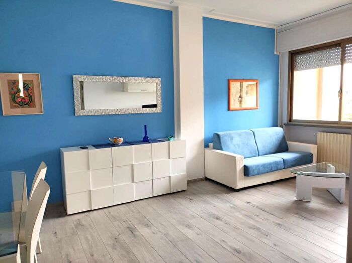 Appartamento quadrilocale in vendita in Viareggio