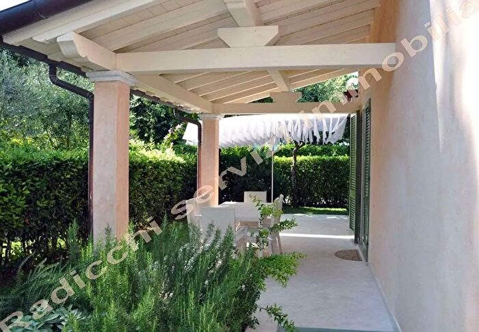 Casa con 6 locali in affitto in Via Ammiraglio Morin a, Forte Dei Marmi