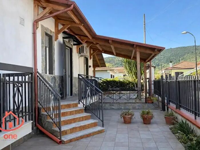 Casa quadrilocale in affitto in Via Vicenza, Castellabate