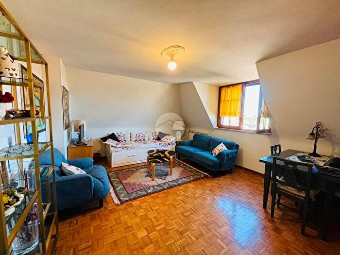 Appartamento bilocale in affitto in Via Giacomo Trevis, Navigatori, Roma