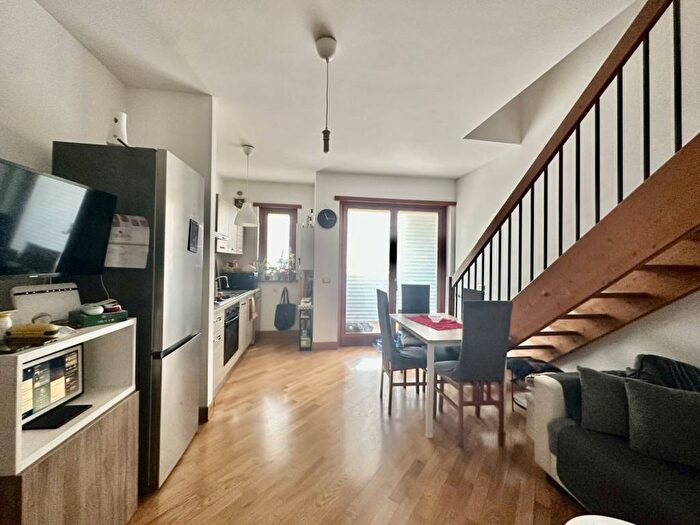 Case in Vendita e in Affitto - 3