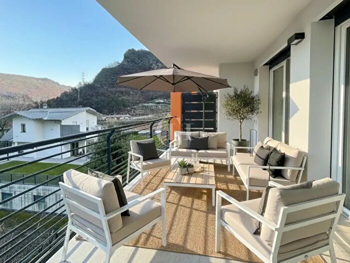 Appartamento trilocale in vendita in Via del Garda, Mori