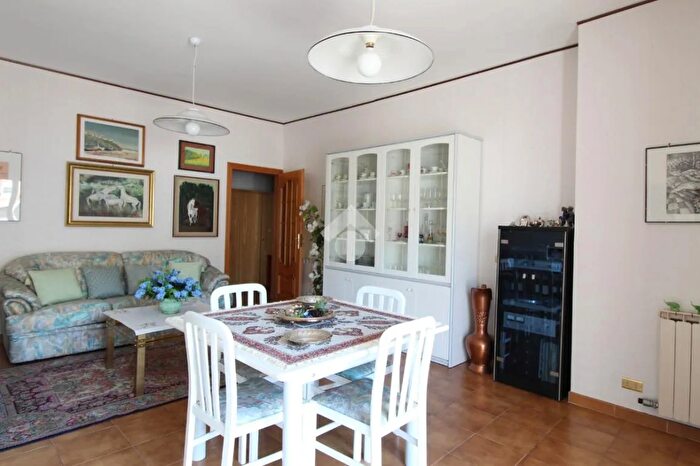 Appartamento quadrilocale in vendita in Via Cardinale Gennaro Portanova, Reggio Calabria