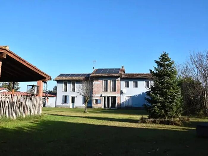 Casa con 6 locali in vendita in Via Spessetta, Spessa