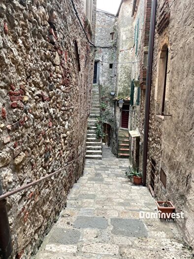 Appartamento trilocale in vendita in Via Vittorio Emanuele II, Capalbio