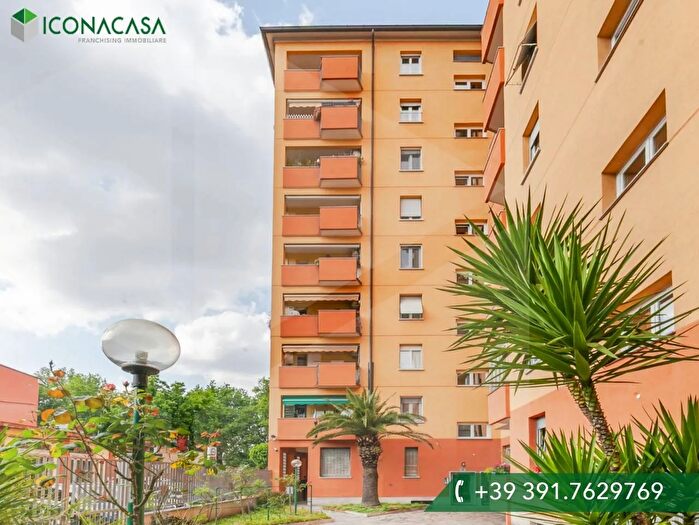 Appartamento trilocale in vendita in Viale Edoardo Jenner, Milano