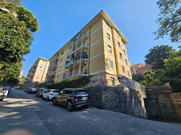 Appartamento quadrilocale in vendita in Via Guido Agosti, Genova