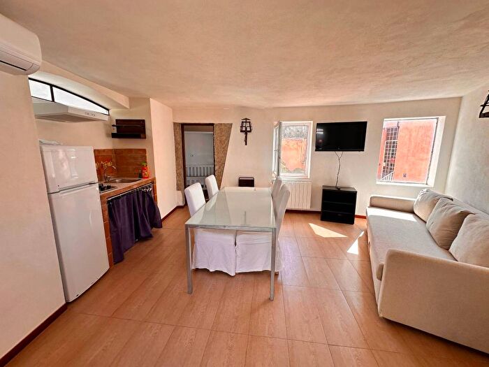 Appartamento bilocale in affitto in Via Marechiaro, Marechiaro, Napoli