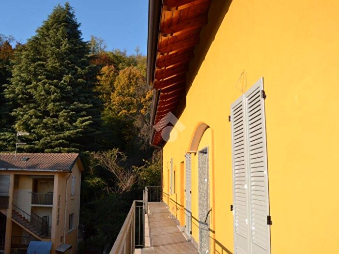 Appartamento bilocale in affitto in Via Varesina, Camerlata Rebbio, Como