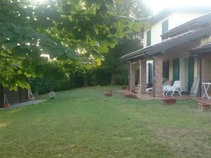 Casa in vendita in Via Jacopo da Porto Sud, Modena