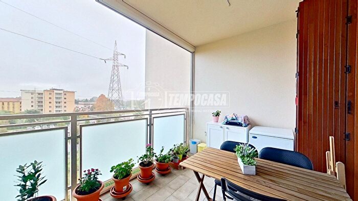 Appartamento trilocale in vendita in Via Monte Cervino, Brugherio