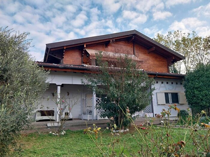 Casa con 10 locali in vendita in Via Consolare, Bertinoro