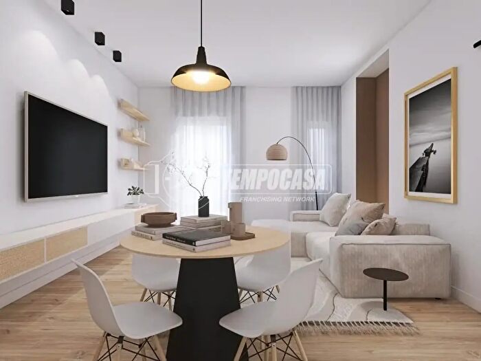 Appartamento quadrilocale in vendita in Via Baltimora, Torino