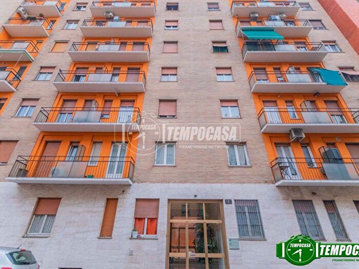 Appartamento monolocale in affitto in Via FIUGGI V, Istria, Milano