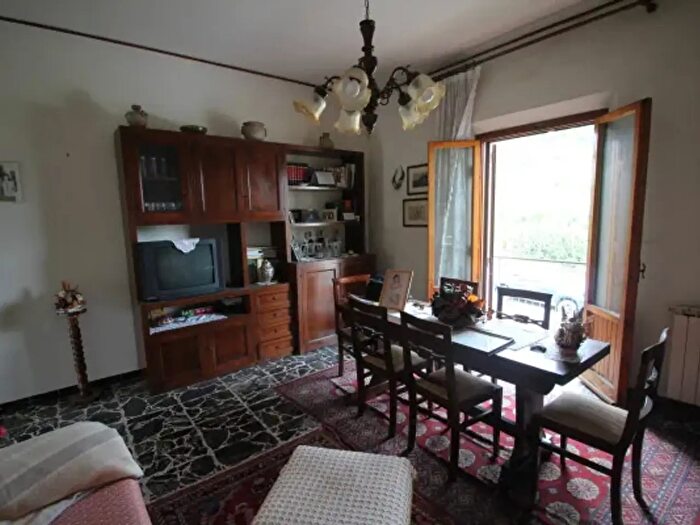 Appartamento con 5 locali in vendita in Via Baccaiano, Montespertoli