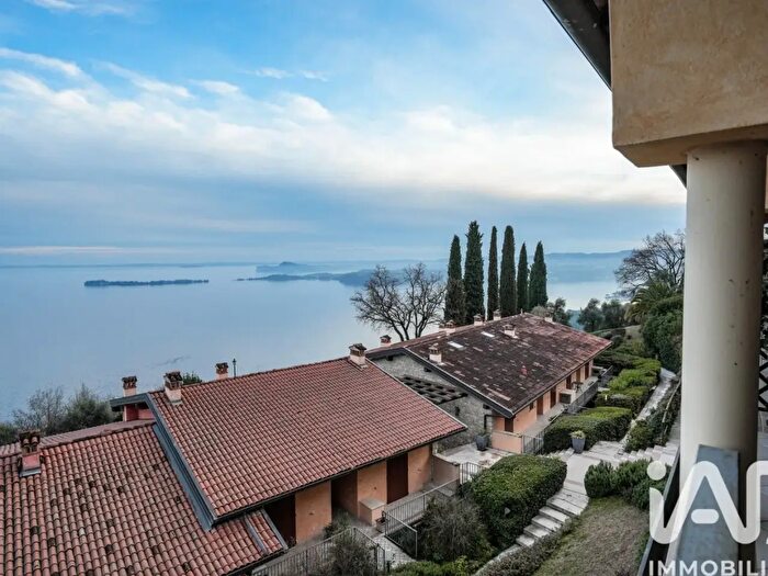 Appartamento bilocale in vendita in Via Panoramica, Gardone Riviera