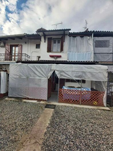 Casa con 6 locali in vendita in Via Torino Brozolo, Brozolo