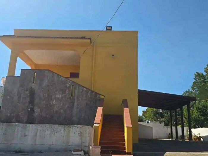 Casa con 7 locali in vendita in Via Seppelanardo, Martina Franca