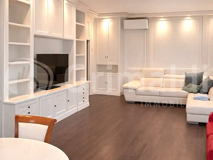 Appartamento con 6 locali in vendita in Via Teofilo Folengo, Padova