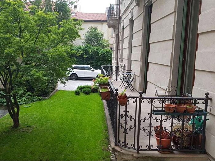 Appartamento con 6 locali in affitto in Via Lorenzo Mascheroni, Pagano, Milano