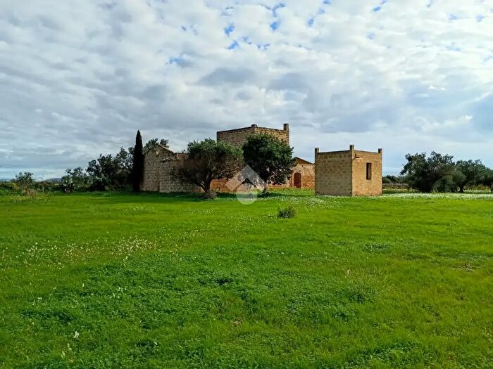 Casa con 6 locali in vendita in Contrada Ciavolo, Marsala