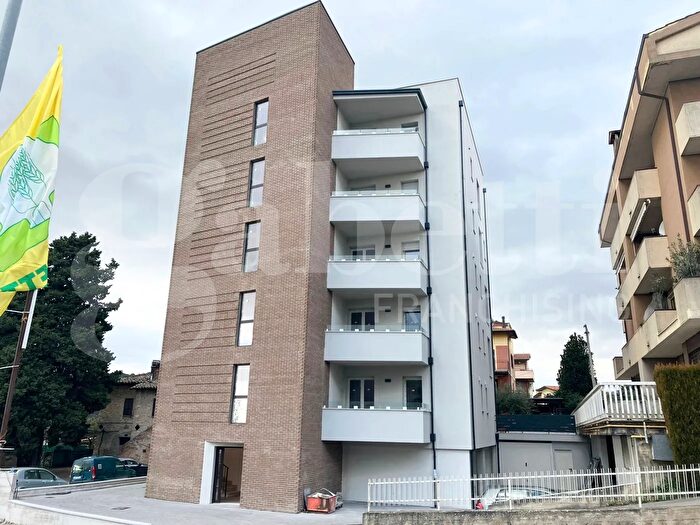 Appartamento bilocale in vendita in Via Madonna Alta, Perugia