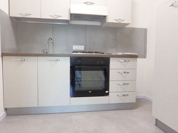 Appartamento monolocale in affitto in Via Solferino, San Bortolo, Vicenza