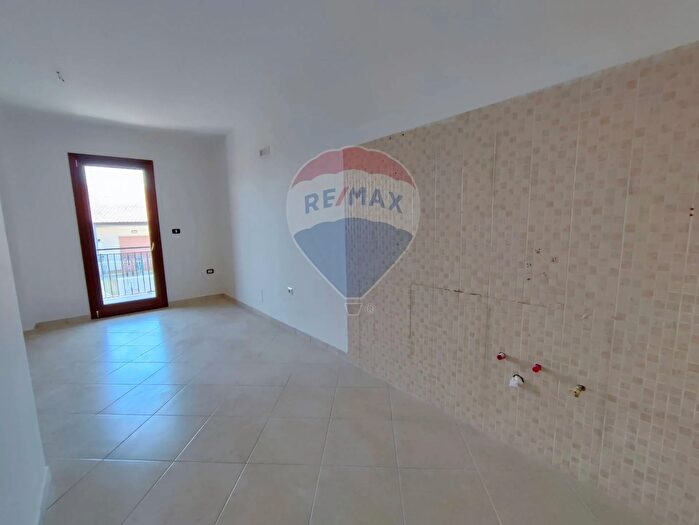 Appartamento trilocale in vendita in Via Guglielmo Stendardo, Sparanise