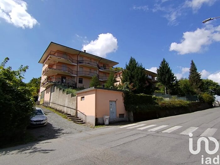 Appartamento trilocale in vendita in Localita Madonnina, Castelletto DOrba