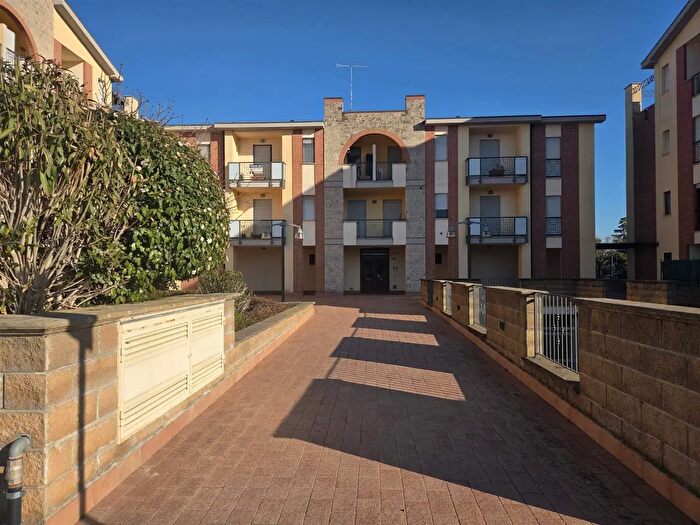 Appartamento trilocale in vendita in Via Irlanda, Bastia Umbra