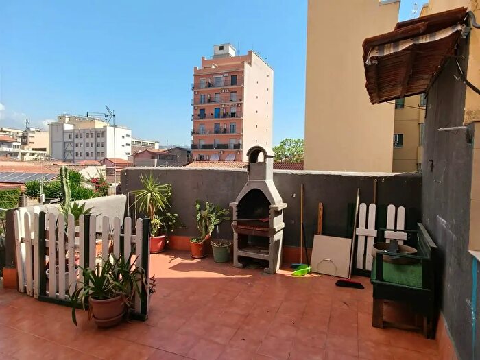 Appartamento trilocale in vendita in Via Principe Nicola, Catania