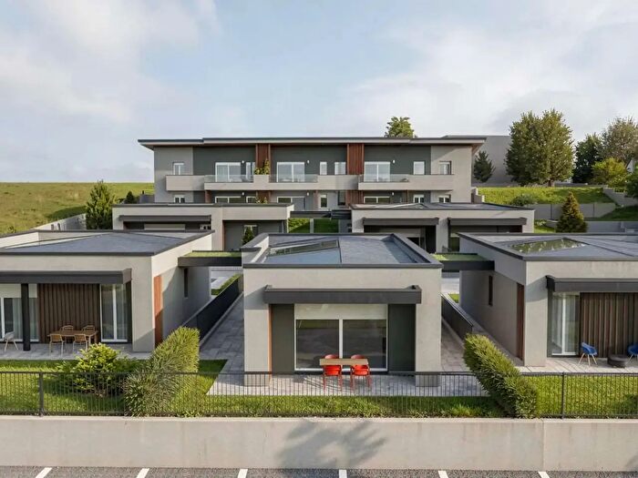 Casa trilocale in vendita in Via Valisetta, Alzate Brianza