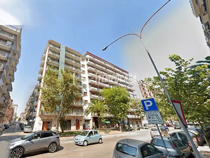 Appartamento trilocale in vendita in Corso Roma, Foggia