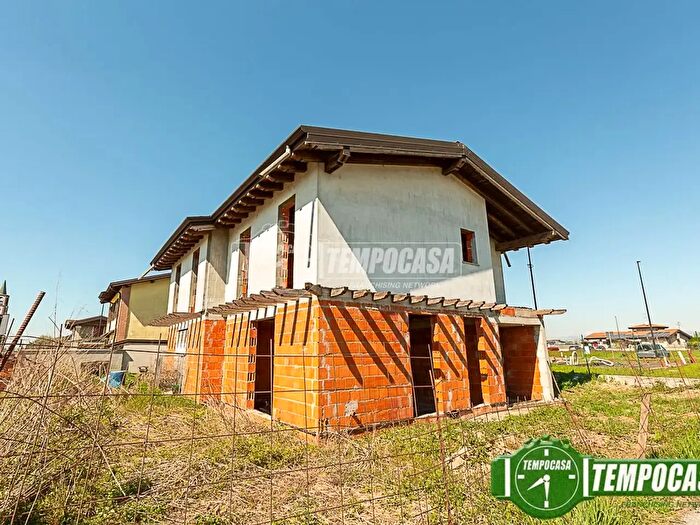 Casa con 8 locali in vendita in Via Tadini, Casale Cremasco Vidolasco