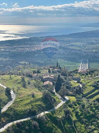 Casa trilocale in vendita in Contrada Trupiano, Castelmola
